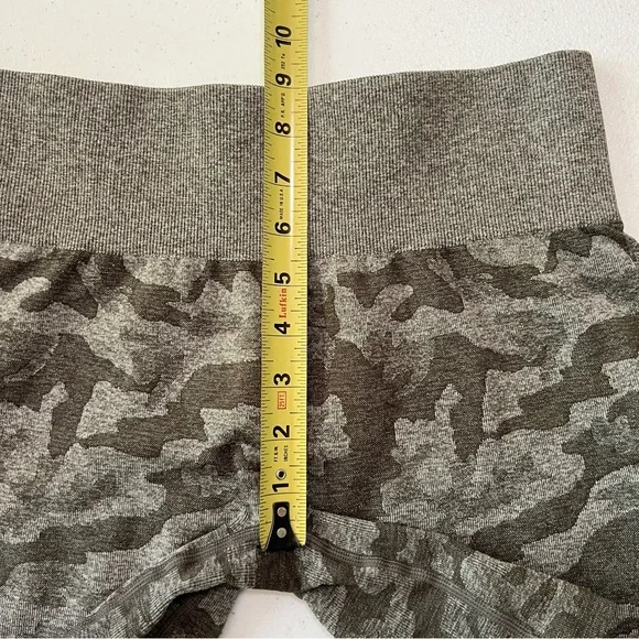 NVGTN Gray Camo Bike Shorts - Picture 8 of 8